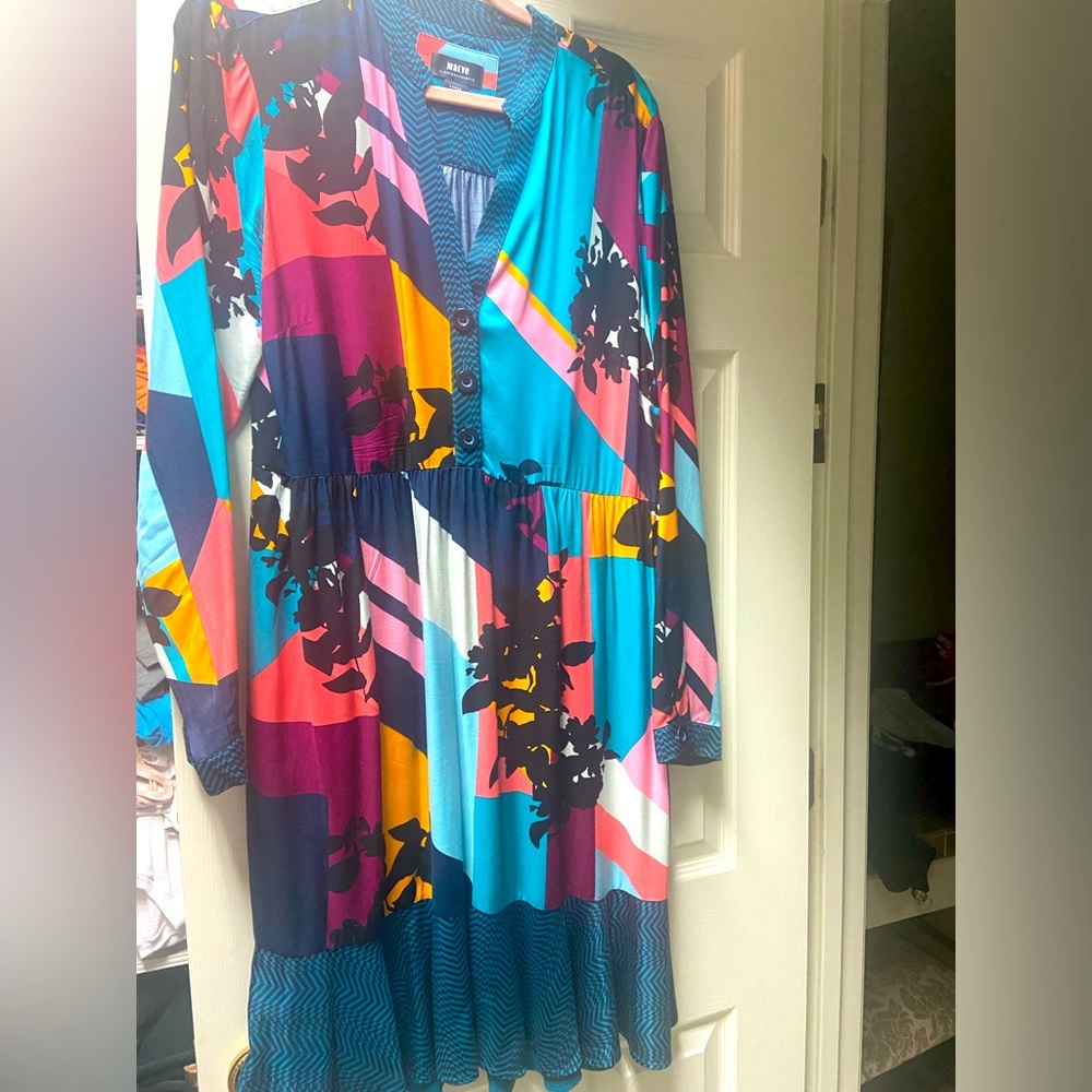 Anthropologie Size Large knee length dress